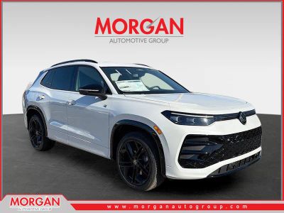 2026 Volkswagen Tiguan SE R-Line Black in White Pearl — front three-quarter view