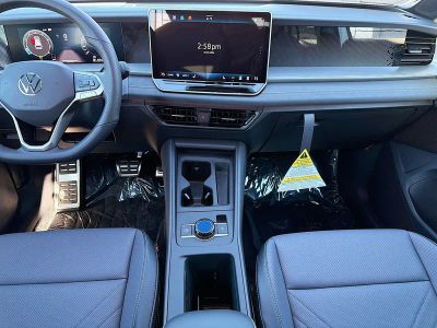 2026 Volkswagen Tiguan — photo 18 view