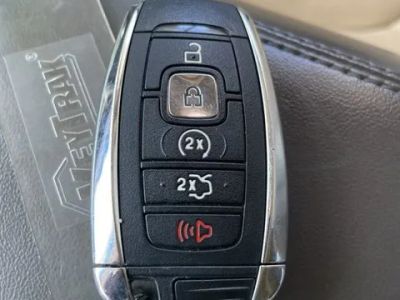 2019 Lincoln Nautilus — photo 22 view