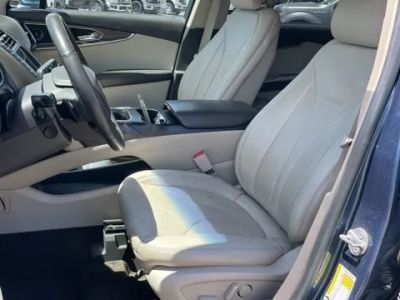 2019 Lincoln Nautilus — photo 12 view
