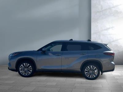 2026 Toyota Highlander - Photo 3