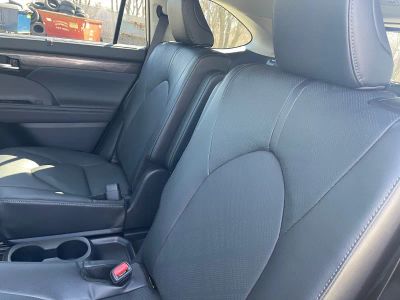 2026 Toyota Highlander - Photo 18