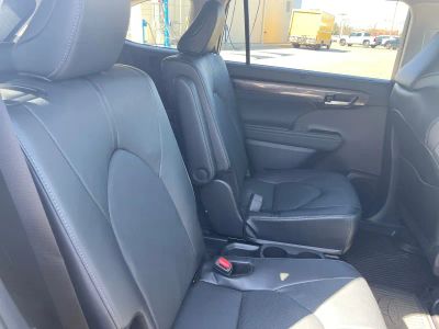 2026 Toyota Highlander - Photo 14