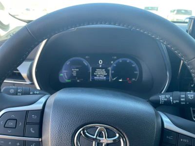 2026 Toyota Highlander - Photo 10