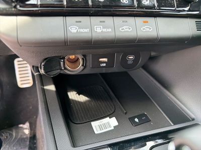 2025 Hyundai Elantra Hybrid — photo 27 view