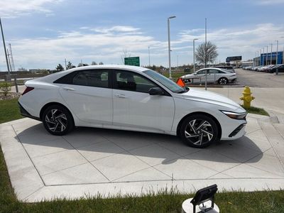 2025 Hyundai Elantra Hybrid — engine compartment view