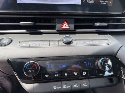 2025 Hyundai Elantra Hybrid — photo 26 view