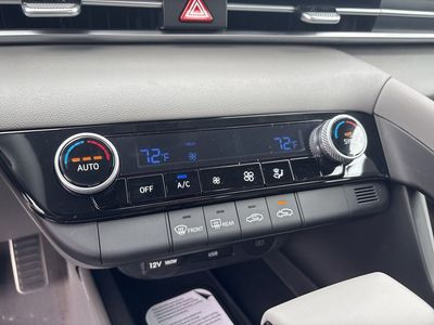 2026 Hyundai Elantra — photo 16 view