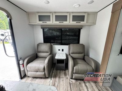 2025 Dutchmen Aspen Trail LE - Photo 14