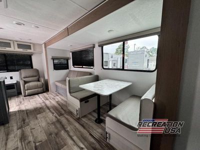 2025 Dutchmen Aspen Trail LE - Photo 11
