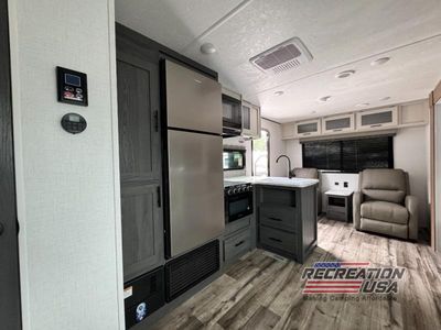 2025 Dutchmen Aspen Trail LE - Photo 12