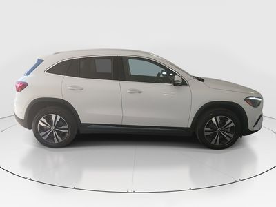 2025 Mercedes-Benz GLA - Photo 8
