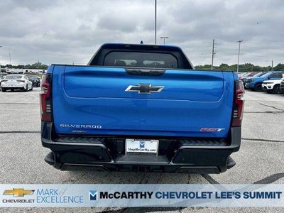 2025 Chevrolet Silverado EV - Photo 6