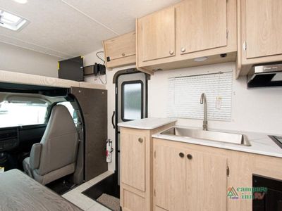 2026 Coachmen RV Leprechaun - Photo 9