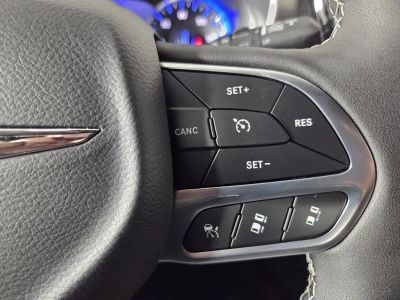 2026 Chrysler Pacifica — photo 15 view