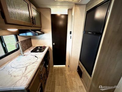 2021 Venture RV Sonic Lite - Photo 2