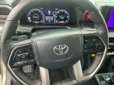 2024 Toyota Tacoma — photo 13 view