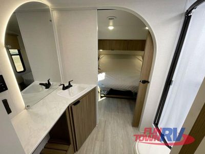 2025 Forest River RV Wildwood X-Lite - Photo 32