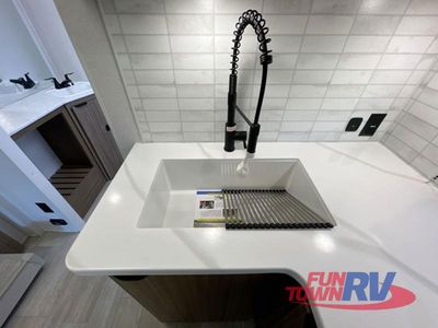 2025 Forest River RV Wildwood X-Lite - Photo 19