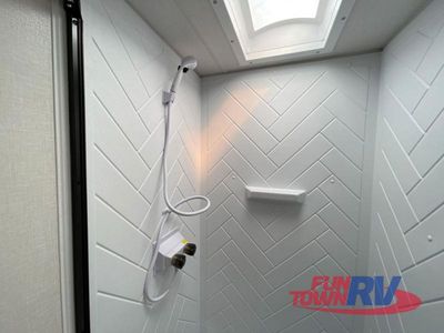 2025 Forest River RV Wildwood X-Lite - Photo 36