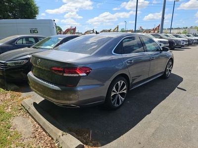 2021 Volkswagen Passat - Photo 3