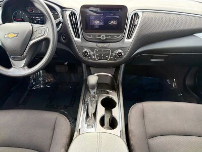 2025 Chevrolet Malibu — photo 18 view