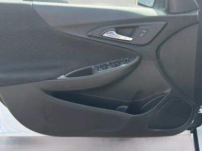 2025 Chevrolet Malibu — photo 21 view
