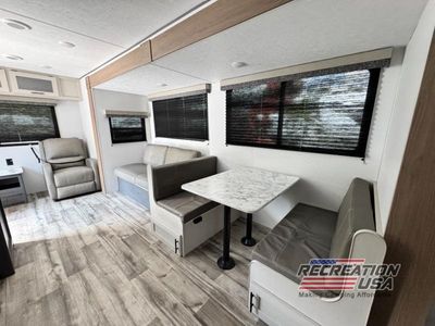 2025 Dutchmen Aspen Trail LE - Photo 10