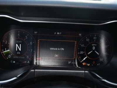 2022 Ford Mustang - Photo 19