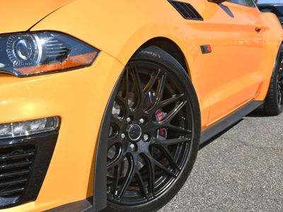 2022 Ford Mustang - Photo 4