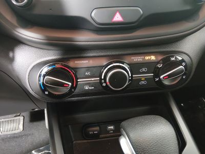 2025 Kia Soul - Photo 17