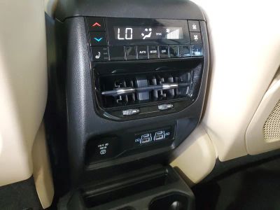 2022 Jeep Grand Cherokee L — photo 14 view