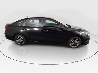 2024 Kia Forte - Photo 8