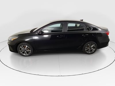 2024 Kia Forte - Photo 4