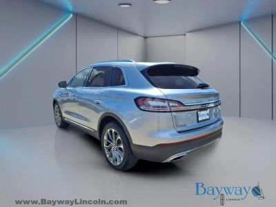 2022 Lincoln Nautilus — side profile view