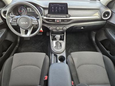 2024 Kia Forte - Photo 18