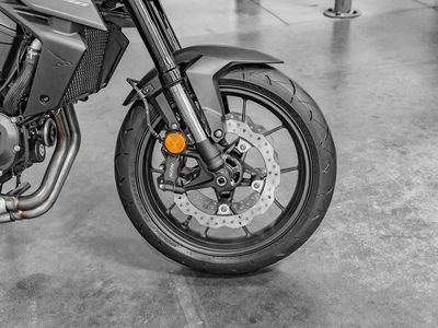 2025 Honda CB750 Hornet - Photo 12