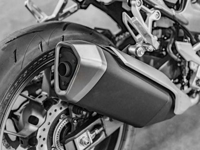 2025 Honda CB750 Hornet - Photo 10