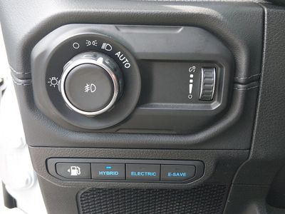 2024 Jeep Wrangler 4xe - Photo 13