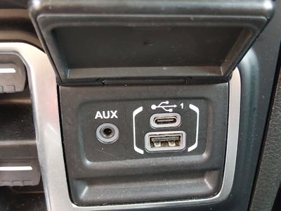 2024 Jeep Wrangler 4xe - Photo 19