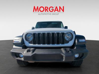 2026 Jeep Wrangler - Photo 4