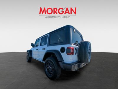 2026 Jeep Wrangler - Photo 6