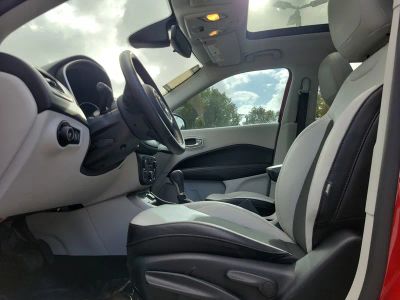 2019 Jeep Compass — photo 19 view