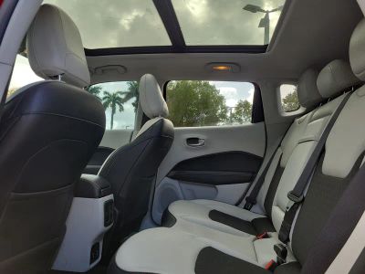 2019 Jeep Compass — photo 11 view