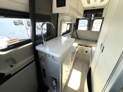 2026 Thor Motor Coach SANCTUARY - Photo 6