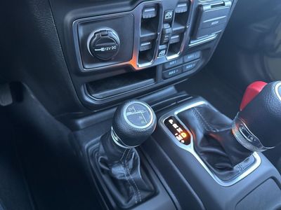 2026 Jeep Wrangler - Photo 15