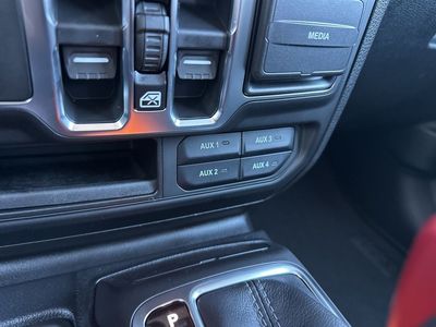 2026 Jeep Wrangler - Photo 14