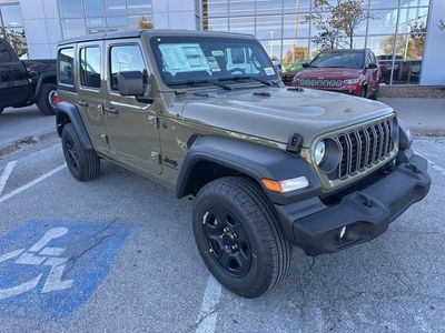 2026 Jeep Wrangler - Photo 2