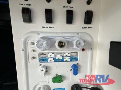 2026 Brinkley Model G - Photo 8
