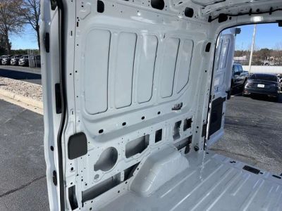 2026 Ford Transit-350 - Photo 17